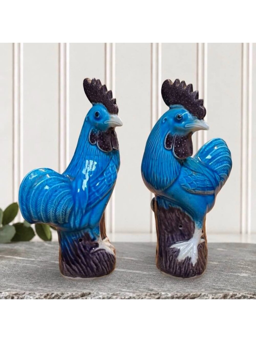 Vintage Turquoise Rooster Figurine Pair MTC Taiwan | Aubergine Glazed Chinoiseri - Picture 2 of 12